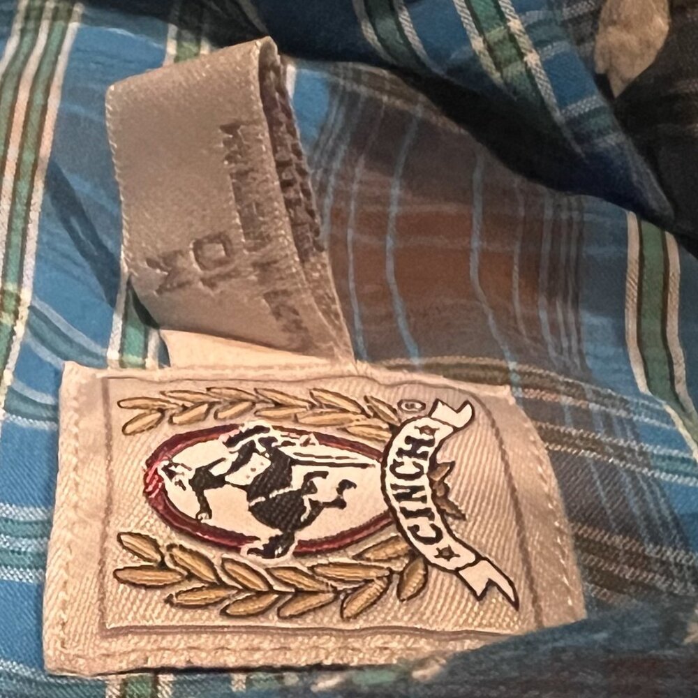 Cinch Button Down Shirt - Picture 2 of 2